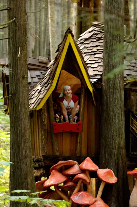 09-the-enchanted-forest-bc-attraction-revelstoke